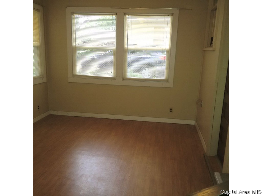 2030 North 9th Street Springfield, IL 62702 - Photo 12 of 16