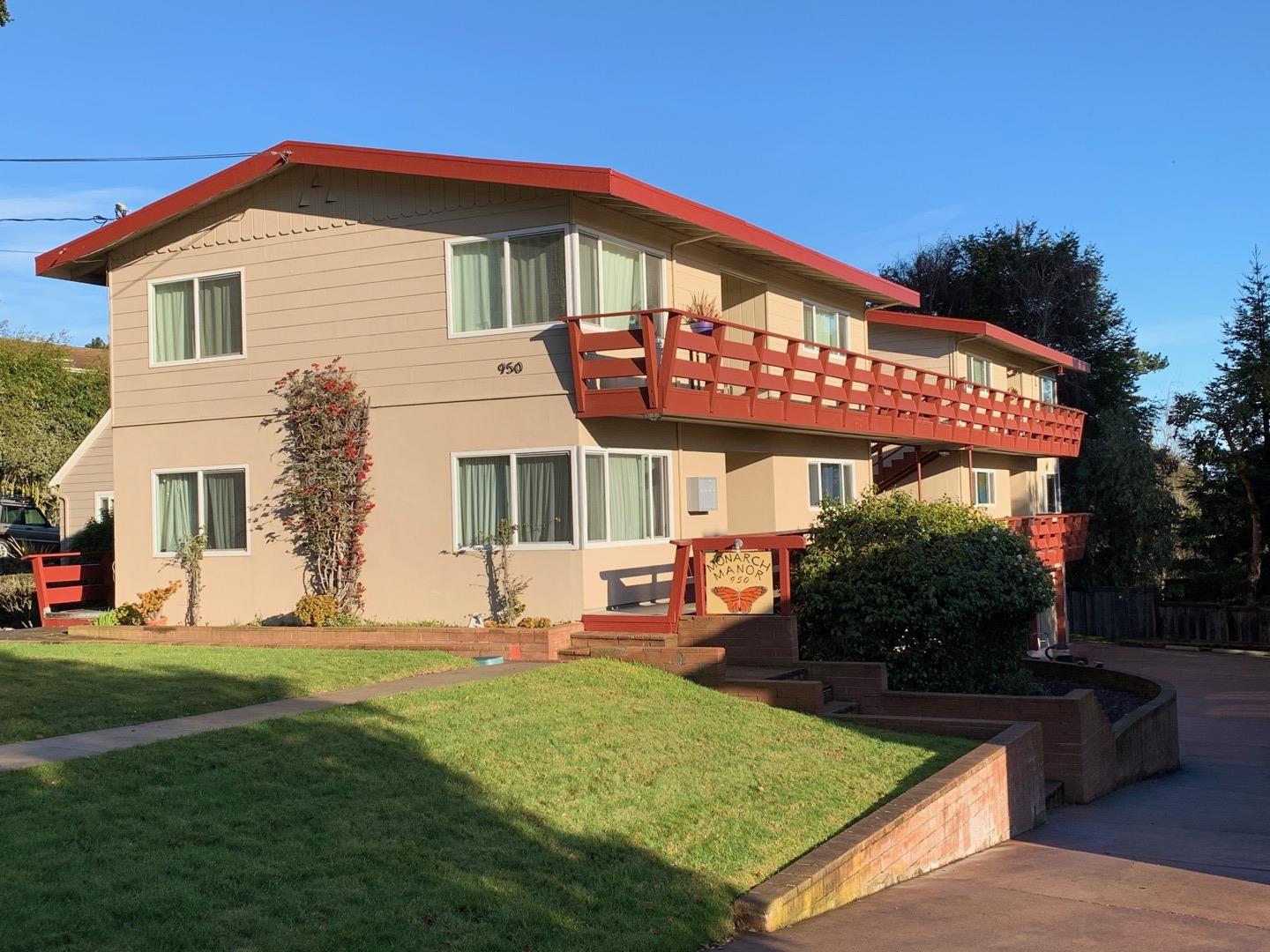 950 Lighthouse Avenue Pacific Grove, CA 93950 - Photo 1 of 11