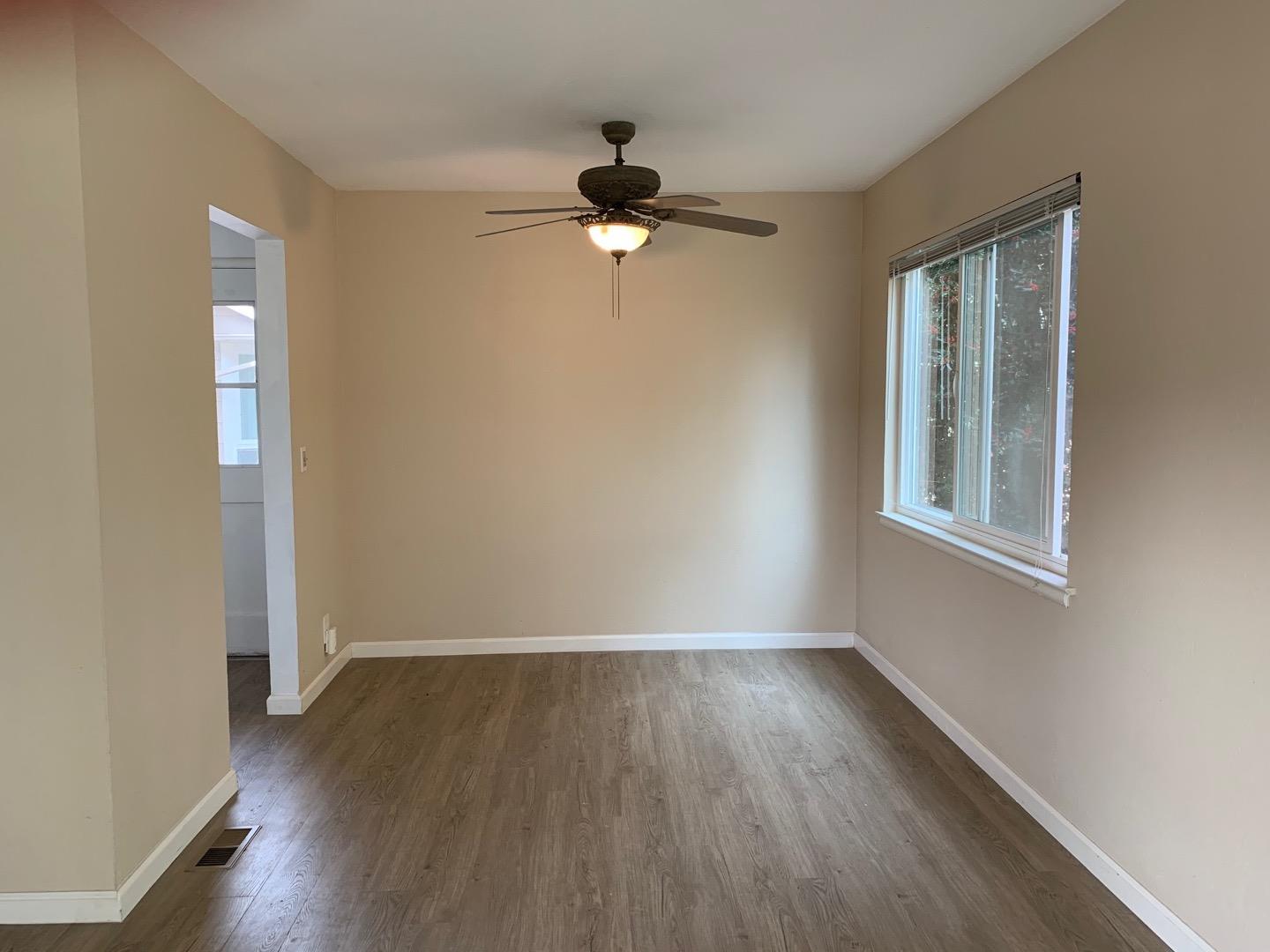 950 Lighthouse Avenue Pacific Grove, CA 93950 - Photo 5 of 11