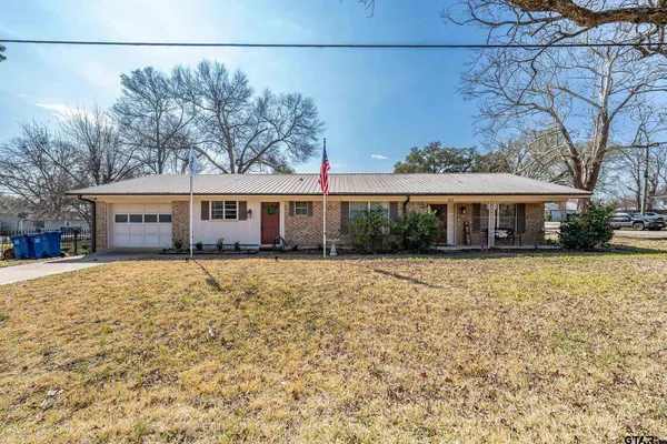 $275,000 | 322 North Oleander Street, Grand Saline, TX 75140