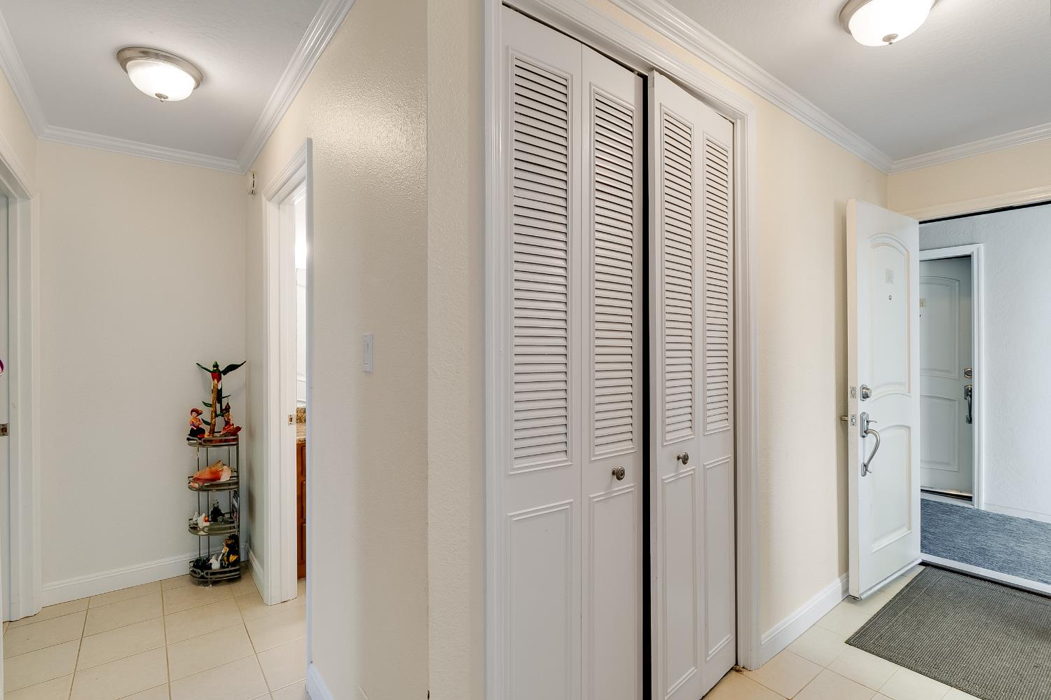 1699 Laguna Street, Unit 302 Concord, CA 94520 - Photo 7 of 30 a view of an entryway with a door