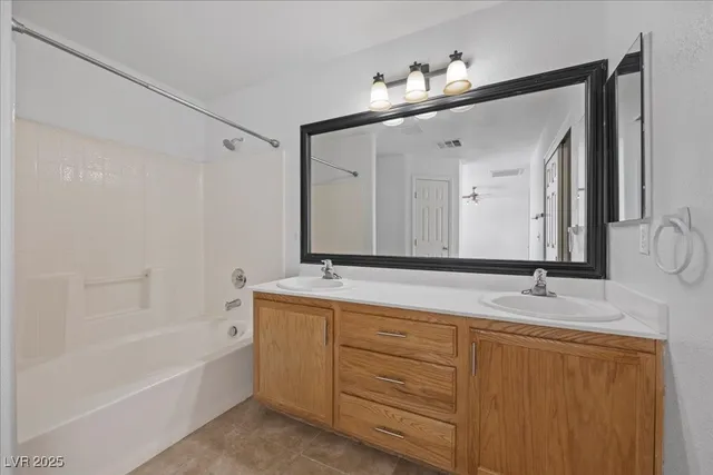 $2,200 | 2721 Villa Cordova Court, North Las Vegas, NV 89086