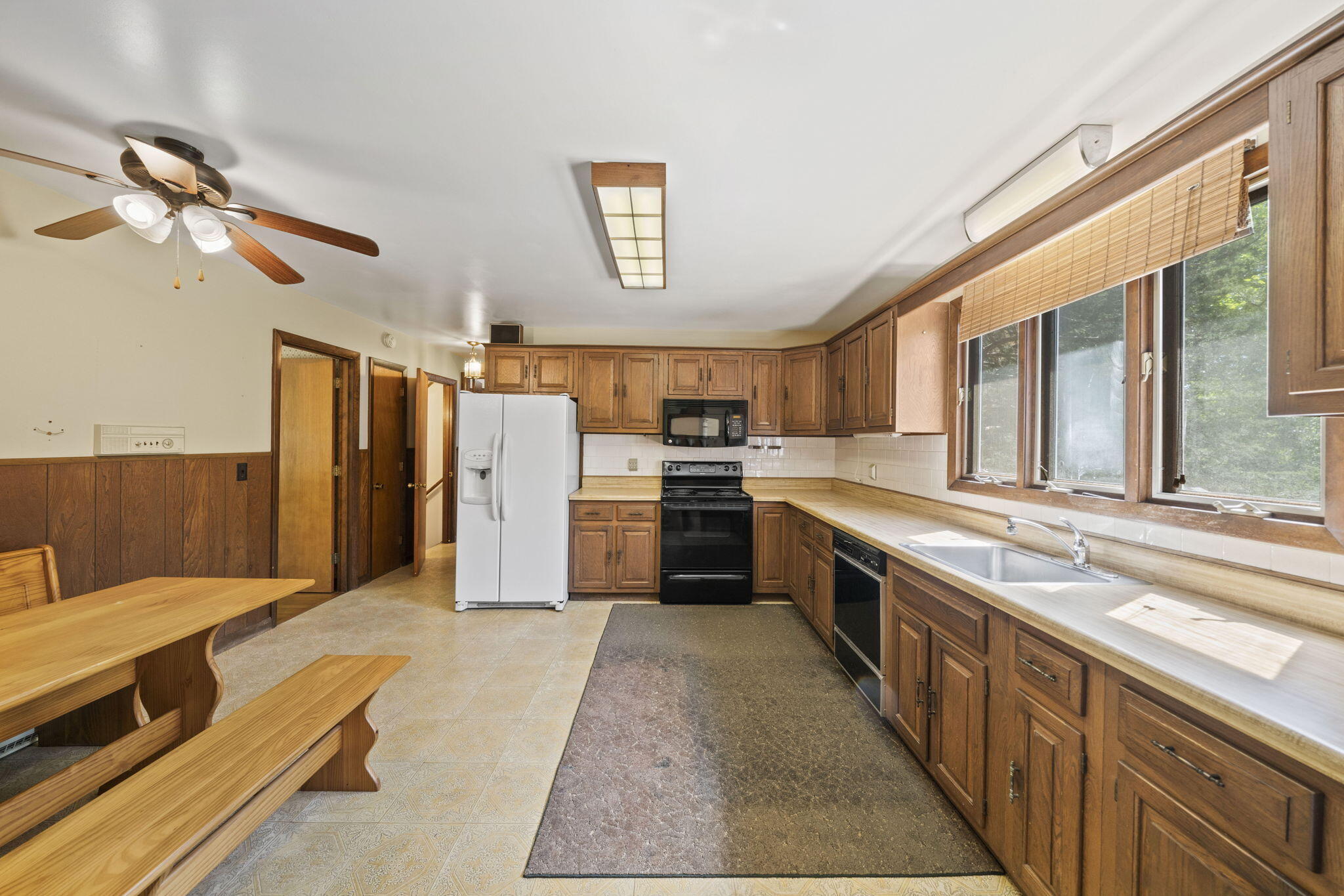 770 Shore Road Pocasset, MA 02559 - Photo 11 of 52 Eat In Kitchen