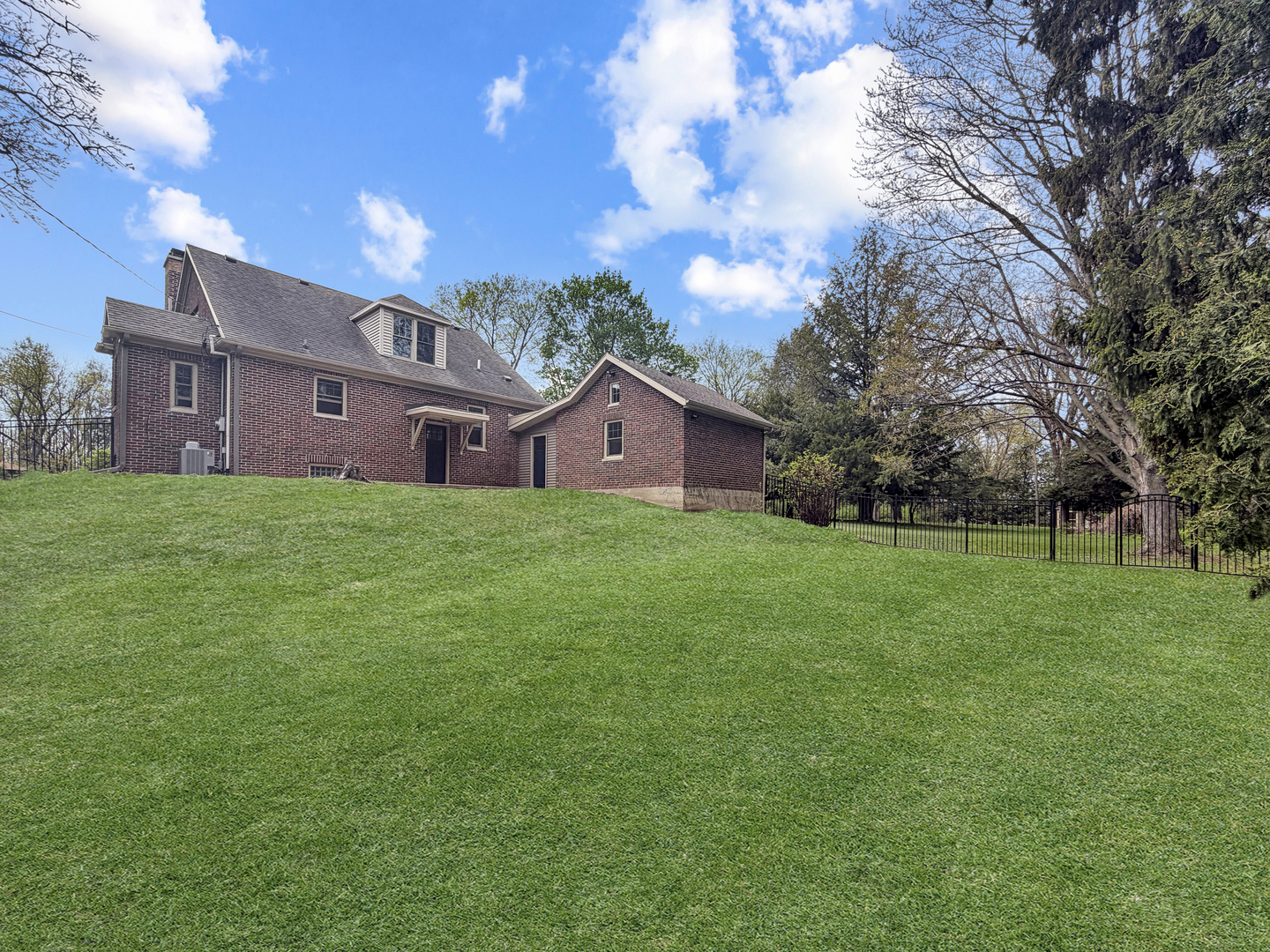1720 West Harrison Street Freeport, IL 61032 - Photo 40 of 40