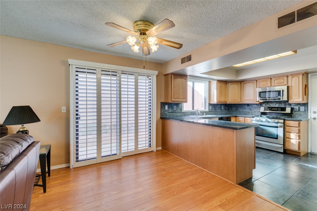 62 Westheimer Road Henderson, NV 89074 - Photo 23 of 47 Gallery Image 23