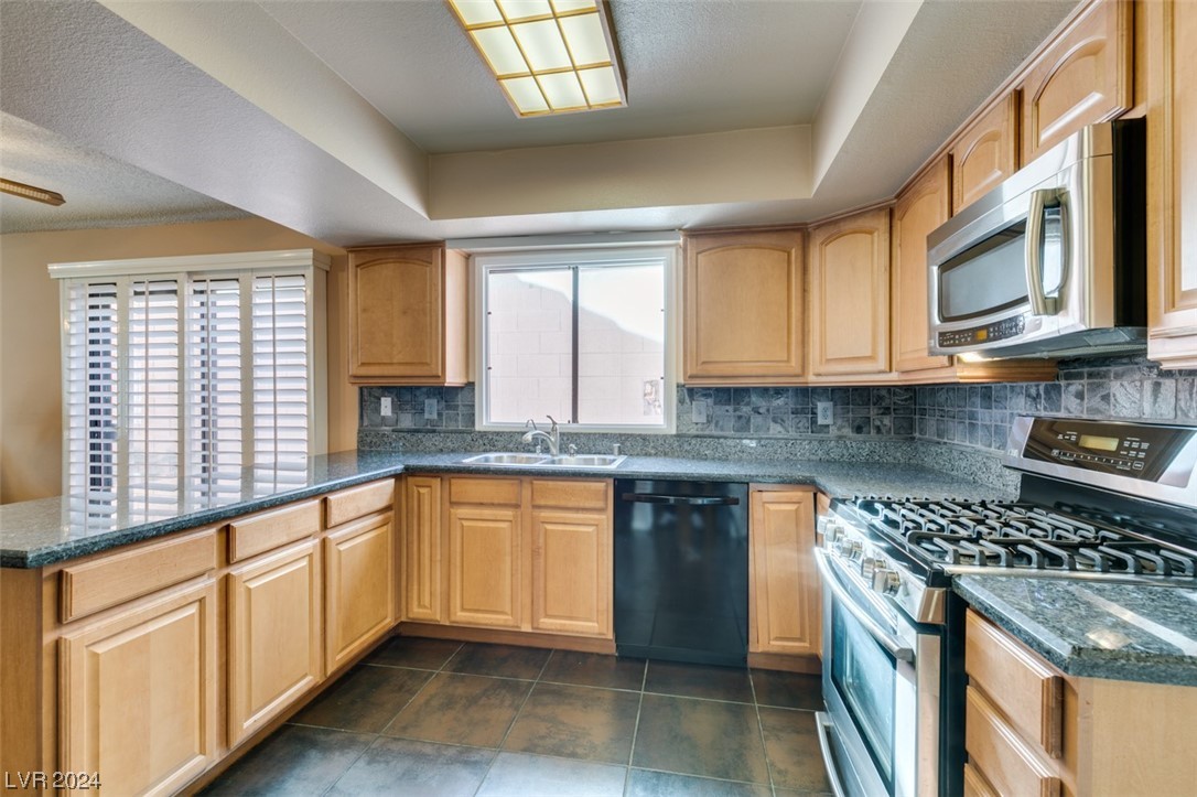 62 Westheimer Road Henderson, NV 89074 - Photo 28 of 47 Gallery Image 28