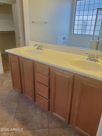 $2,200 | 18188 West Paradise Lane, Surprise, AZ 85388