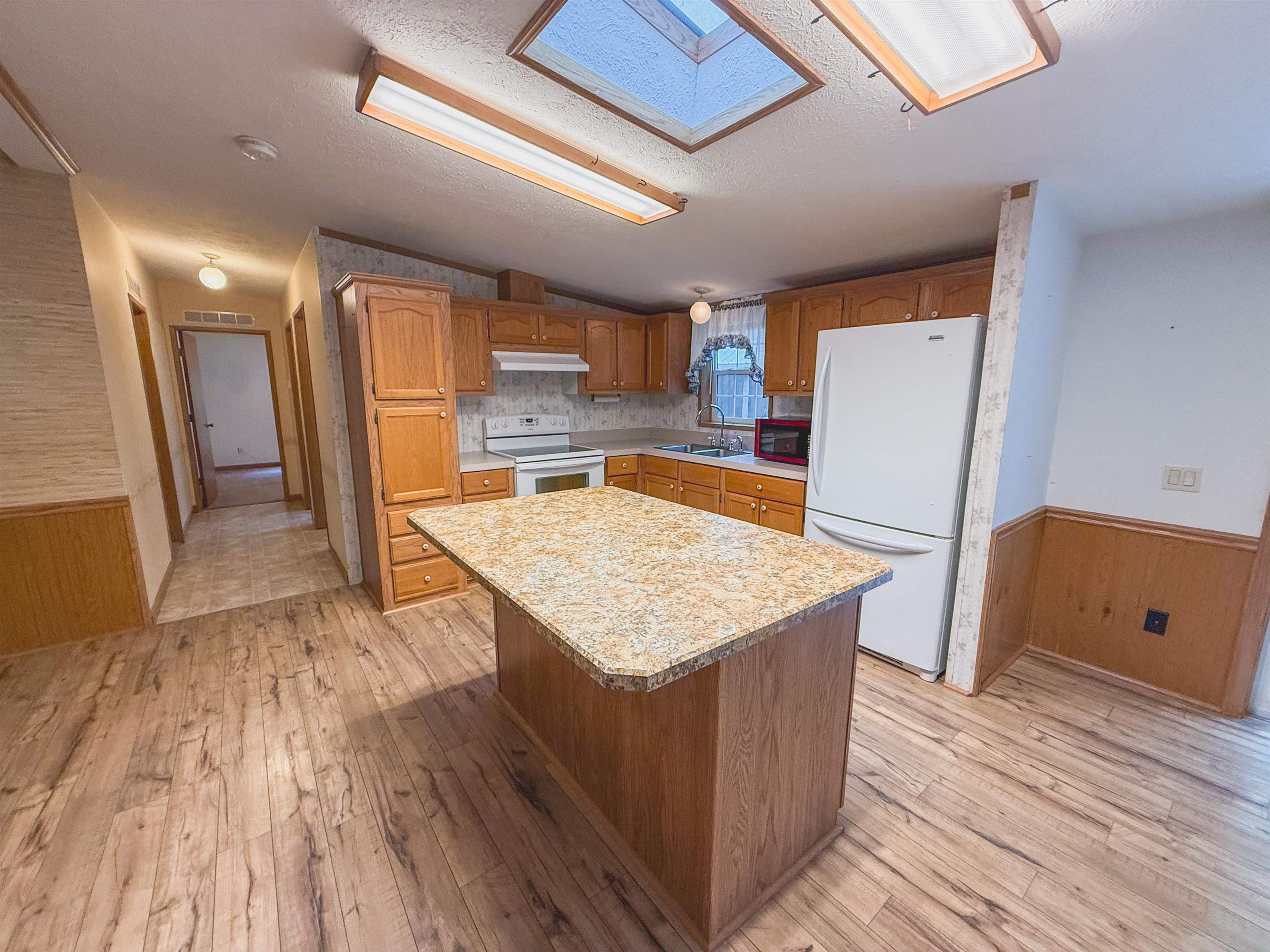 12323 Leo's Road Suring, WI 54174 - Photo 16 of 30