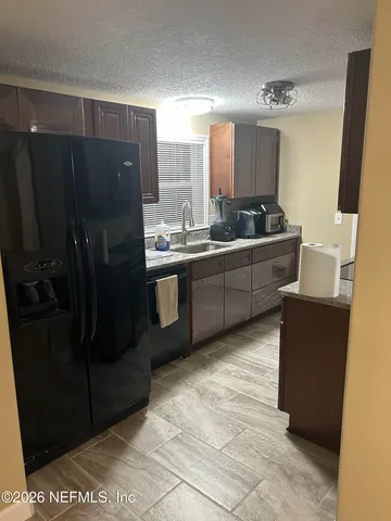 $300 | 294 Lee Drive, Orange Park, FL 32073