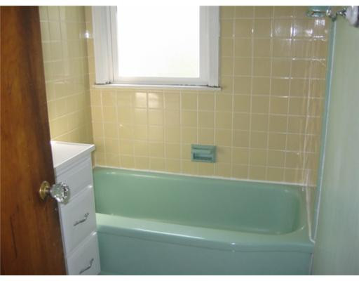 217 Sunset Road Ann Arbor, MI 48103 - Photo 5 of 6 Photo 5