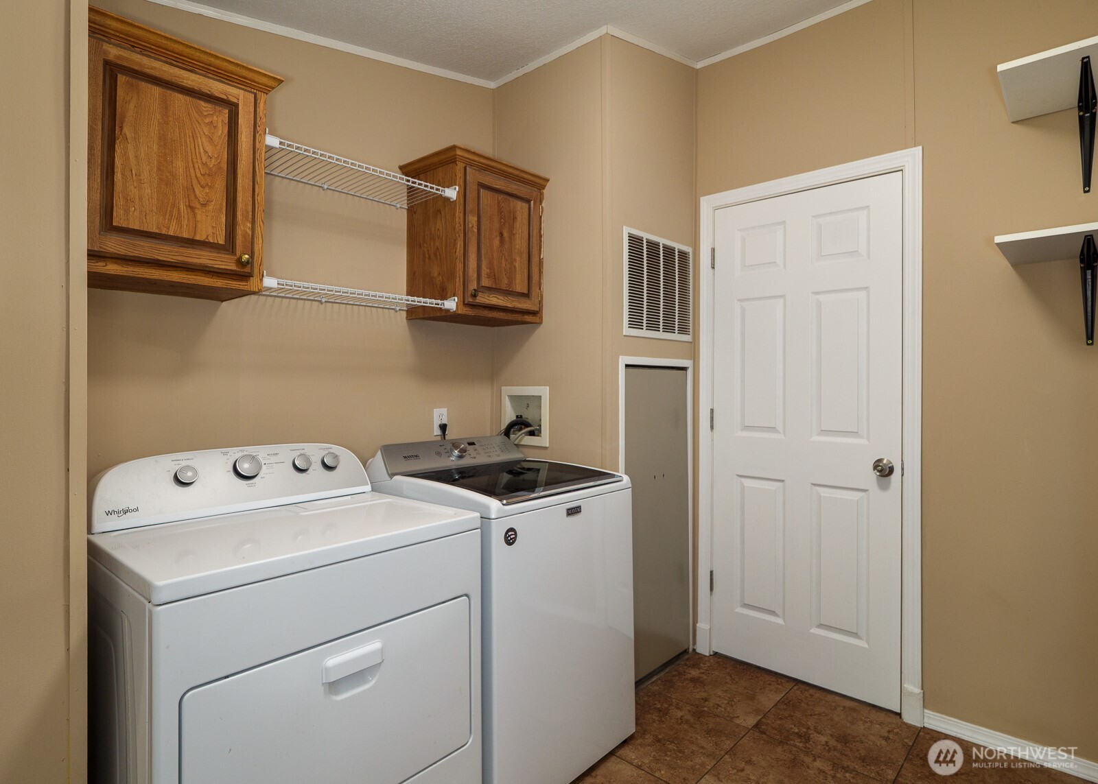 3360 Woodcock Road Sequim, WA 98382 - Photo 18 of 40