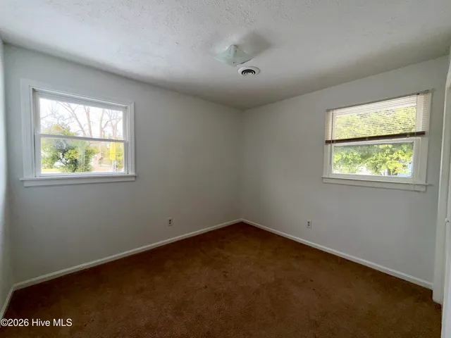 $1,300 | 312 Clay Street, Wilmington, NC 28405