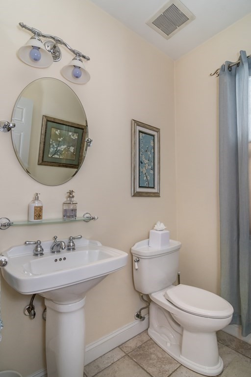 8 Rathbun Road Natick, MA 01760 - Photo 15 of 35