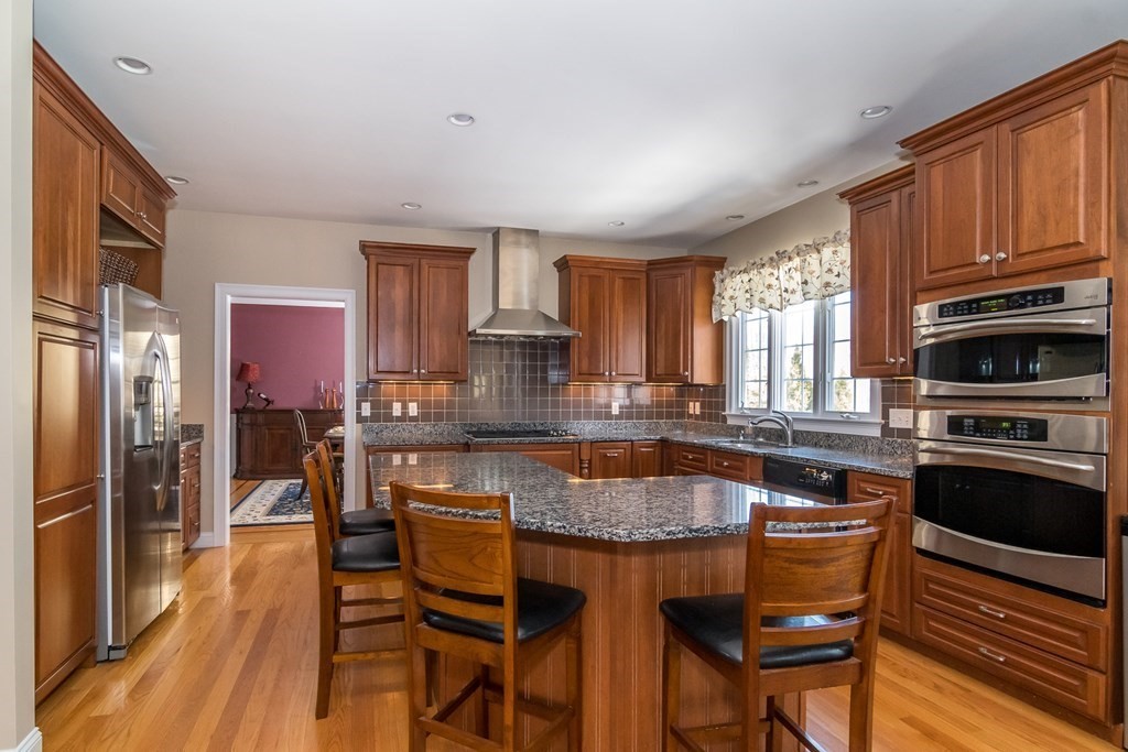 8 Rathbun Road Natick, MA 01760 - Photo 9 of 35