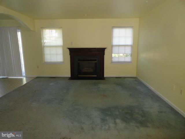7009 Presley Road Lanham, MD 20706 - Photo 3 of 15 Living Room