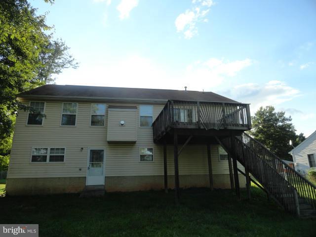 7009 Presley Road Lanham, MD 20706 - Photo 4 of 15 Exterior (Rear)