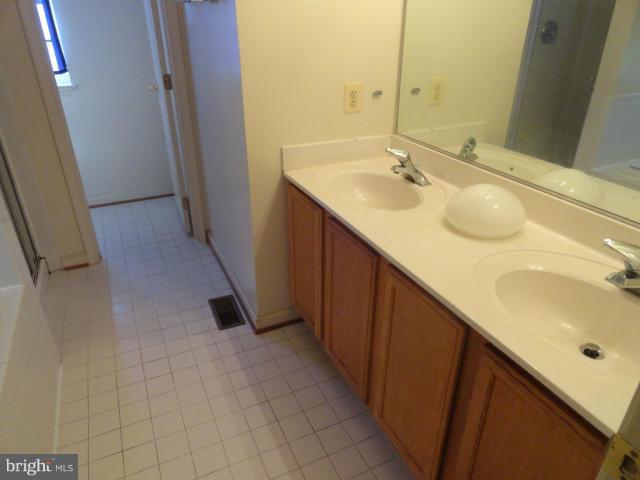 7009 Presley Road Lanham, MD 20706 - Photo 9 of 15 Bath (Master)