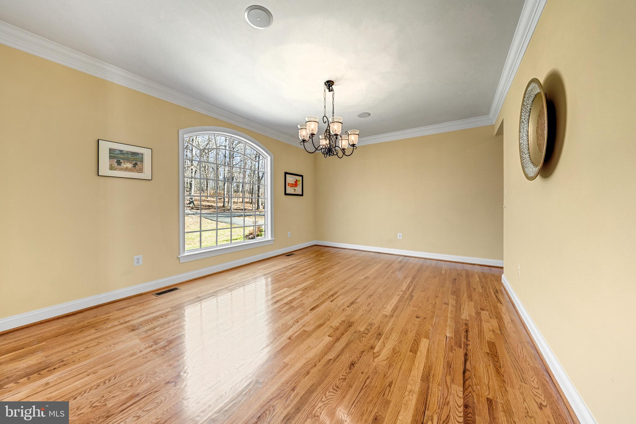8986 Woodward Road Marshall, VA 20115 - Photo 14 of 45 a view of livingroom with window