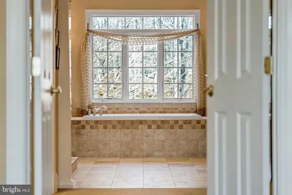 $1,250,000 | 8986 Woodward Road, Marshall, VA 20115