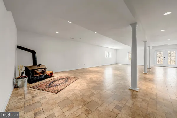 $1,250,000 | 8986 Woodward Road, Marshall, VA 20115
