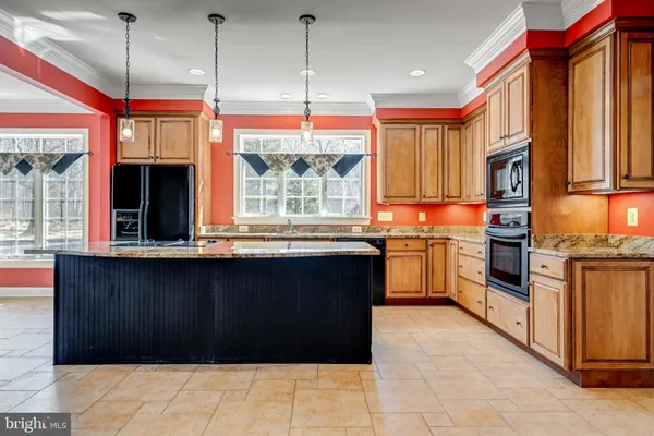 $1,250,000 | 8986 Woodward Road, Marshall, VA 20115