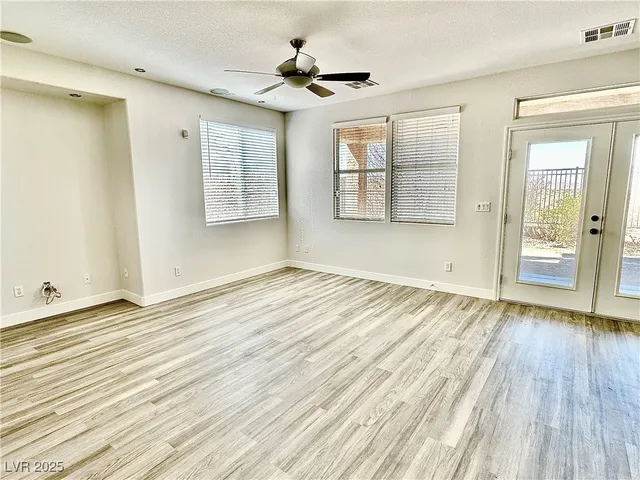 $2,450 | 2773 Drumlanrig Street, Henderson, NV 89044