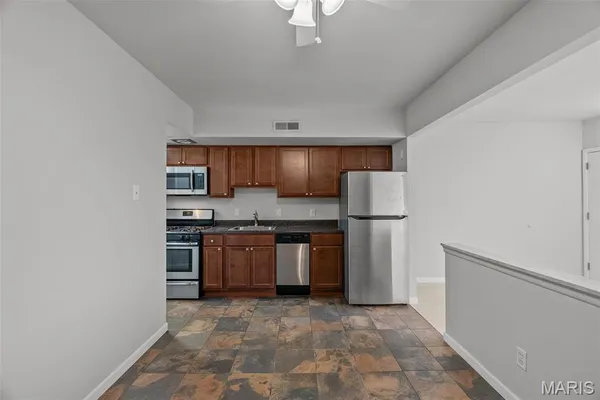 $1,525,000 | 5225 Southwest Avenue, St. Louis, MO 63139