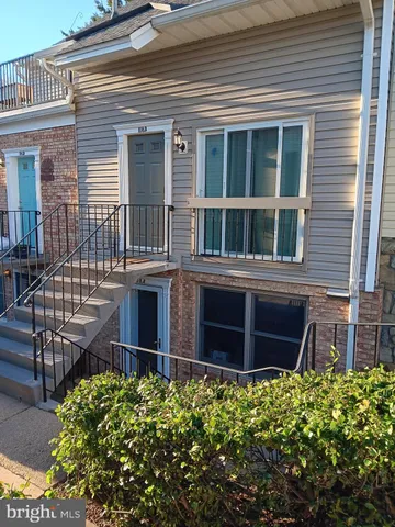 $315,000 | 108 North Bedford Street, Unit A, Arlington, VA 22201