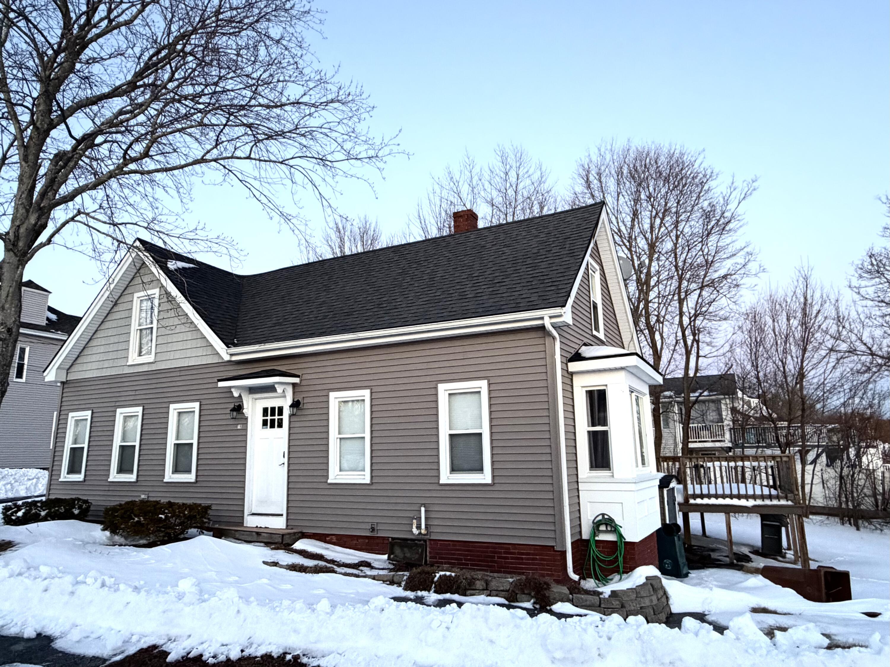 16 Bartlett Street Saco, ME 04072 - Photo 4 of 23 IMG_1068