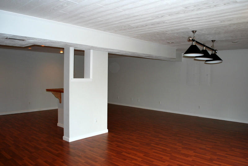 142 Piper Glenn Blue Ridge, VA 24064 - Photo 33 of 46 a view of a room with wooden floor and bathroom