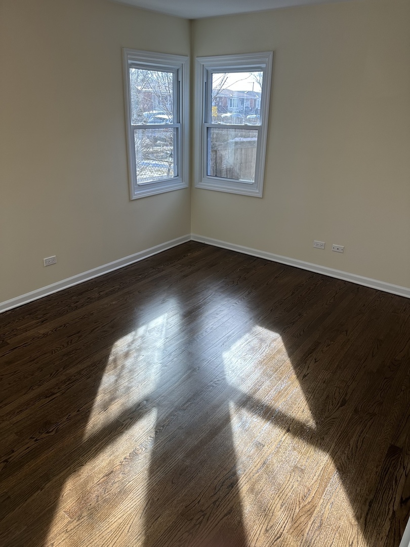 Undisclosed Address Burbank, IL 60459 - Photo 11 of 15