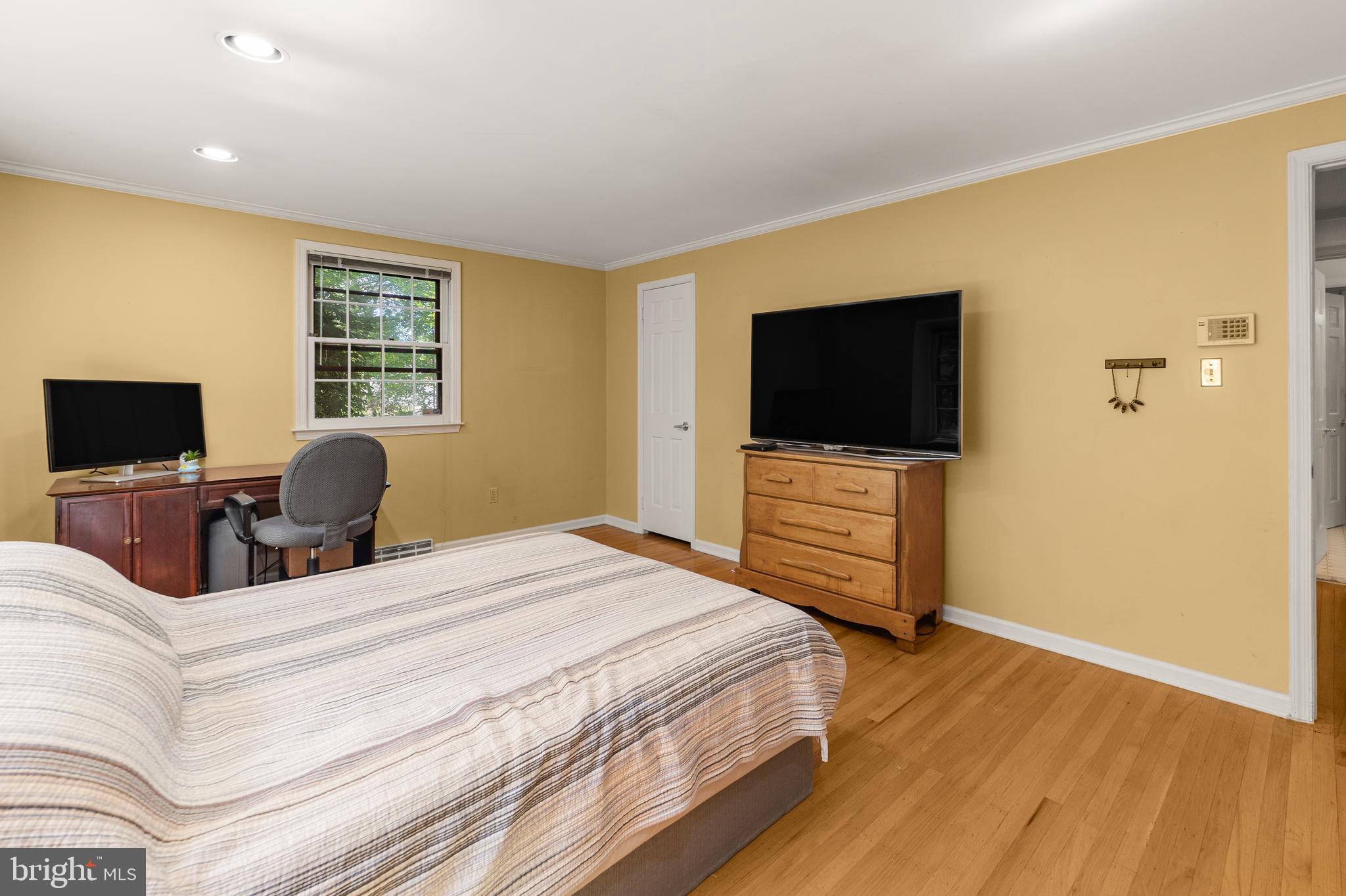 110 Partree Road Cherry Hill, NJ 08003 - Photo 20 of 35 Primary Bedroom