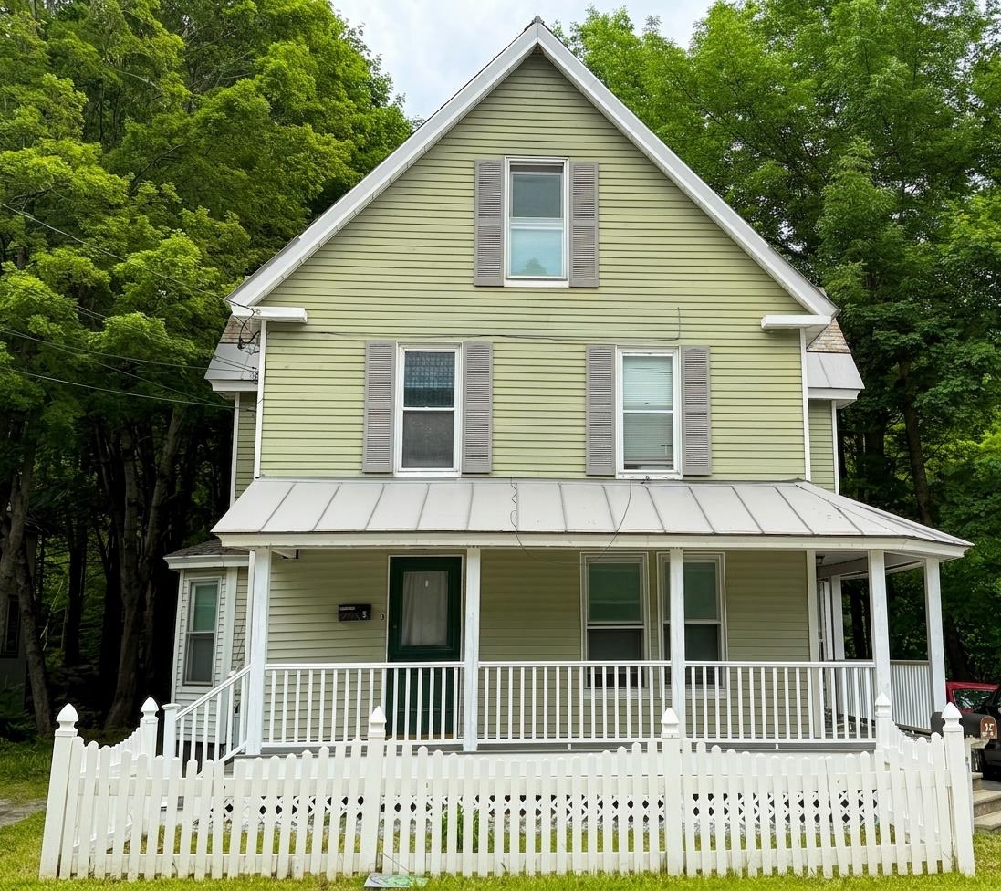 51 Andover Street Ludlow, VT 05149 - Photo 1 of 24
