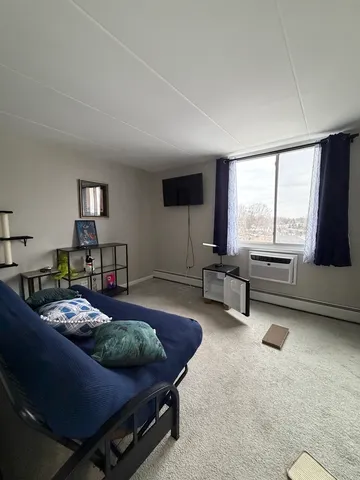 $1,900 | 225 South Rohlwing Road, Unit 418, Palatine, IL 60074