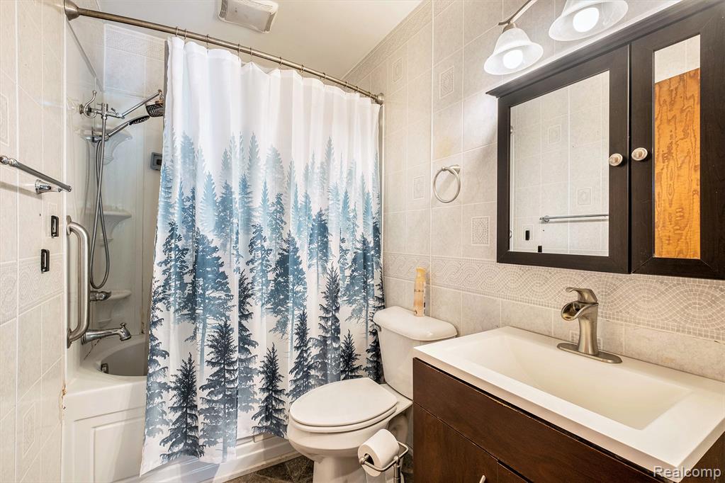 3596 Hunt Road Lapeer, MI 48446 - Photo 15 of 29