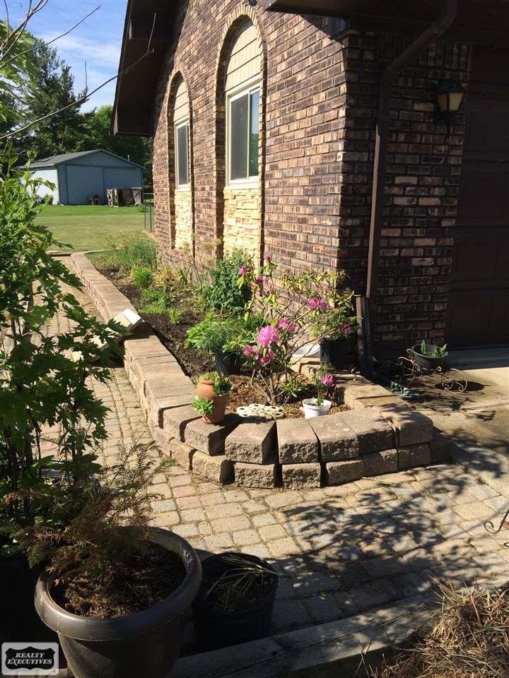 72275 Campground Road Romeo, MI 48065 - Photo 3 of 62 31345485-2.JPG