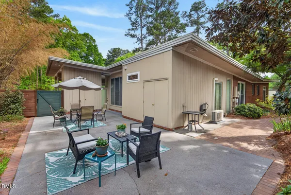$810,000 | 300 Monticello Avenue, Durham, NC 27707
