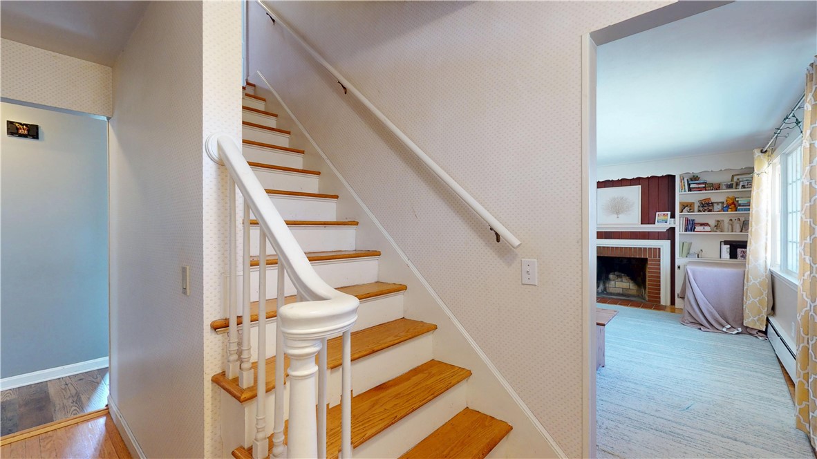 8 Penston Avenue Westerly, RI 02891 - Photo 12 of 34