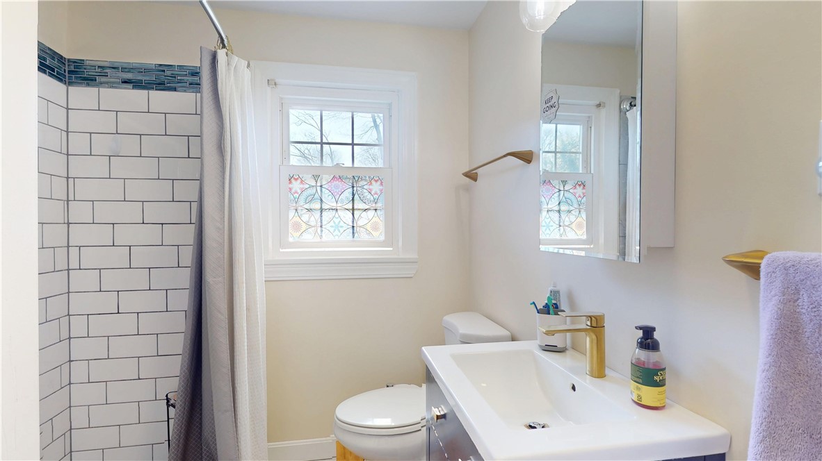 8 Penston Avenue Westerly, RI 02891 - Photo 21 of 34