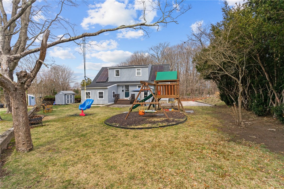 8 Penston Avenue Westerly, RI 02891 - Photo 6 of 34