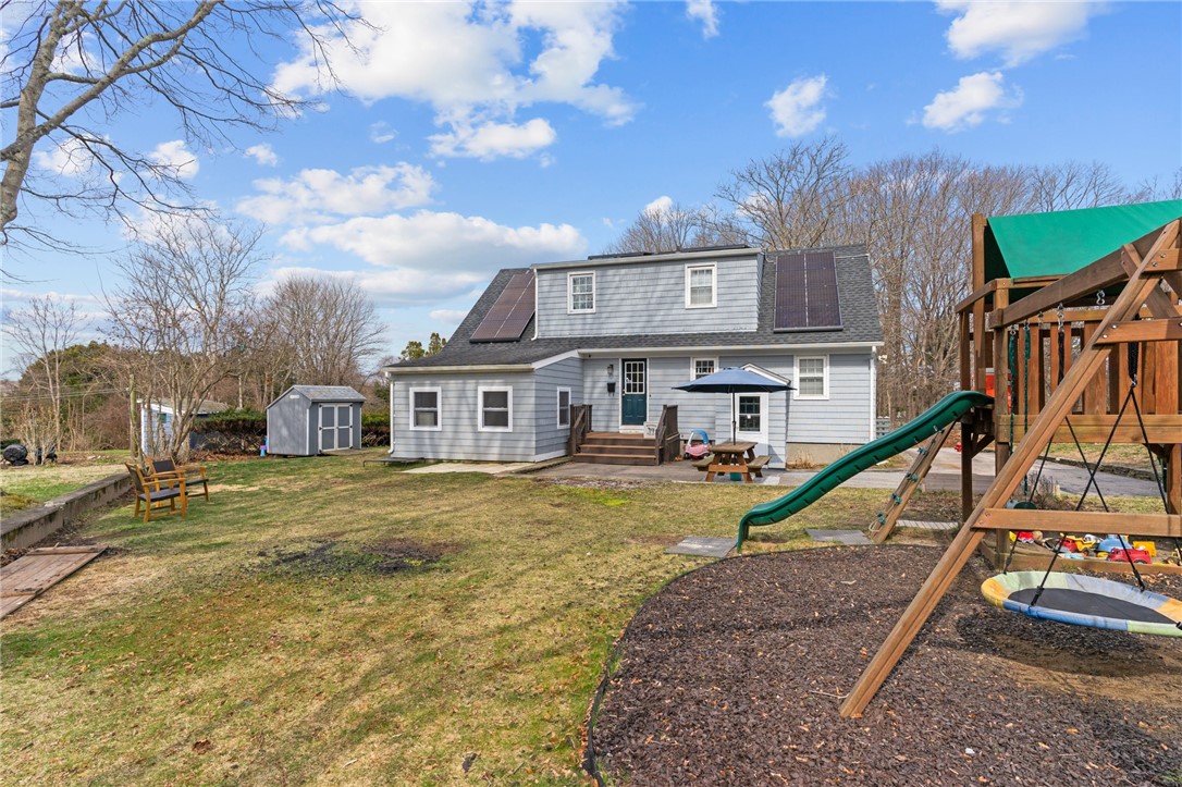 8 Penston Avenue Westerly, RI 02891 - Photo 7 of 34