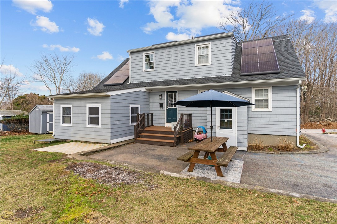 8 Penston Avenue Westerly, RI 02891 - Photo 8 of 34