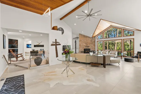 $1,850,000 | 109 Eagle Bend Drive, Bigfork, MT 59911