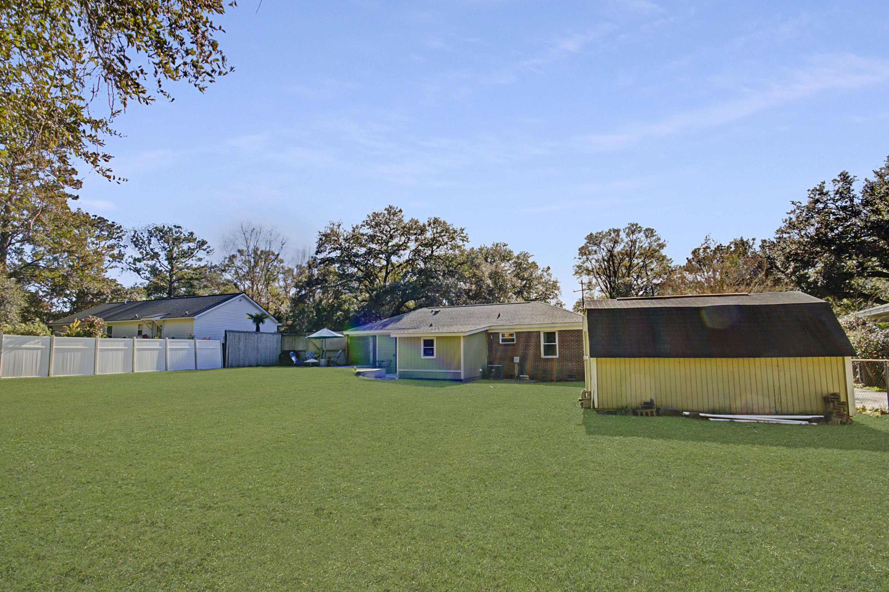 1226 Julian Clark Road Charleston, SC 29412 - Photo 22 of 23 rear yard