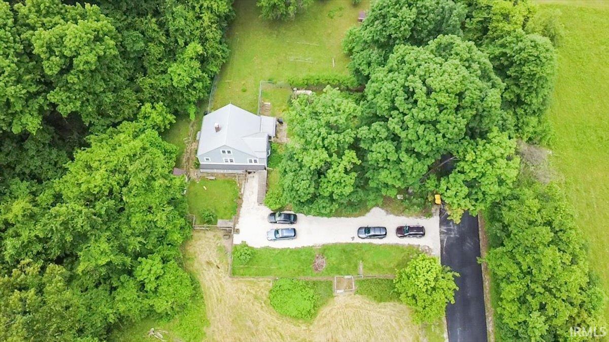 9510 South Snow Road Bloomington, IN 47403 - Photo 21 of 22
