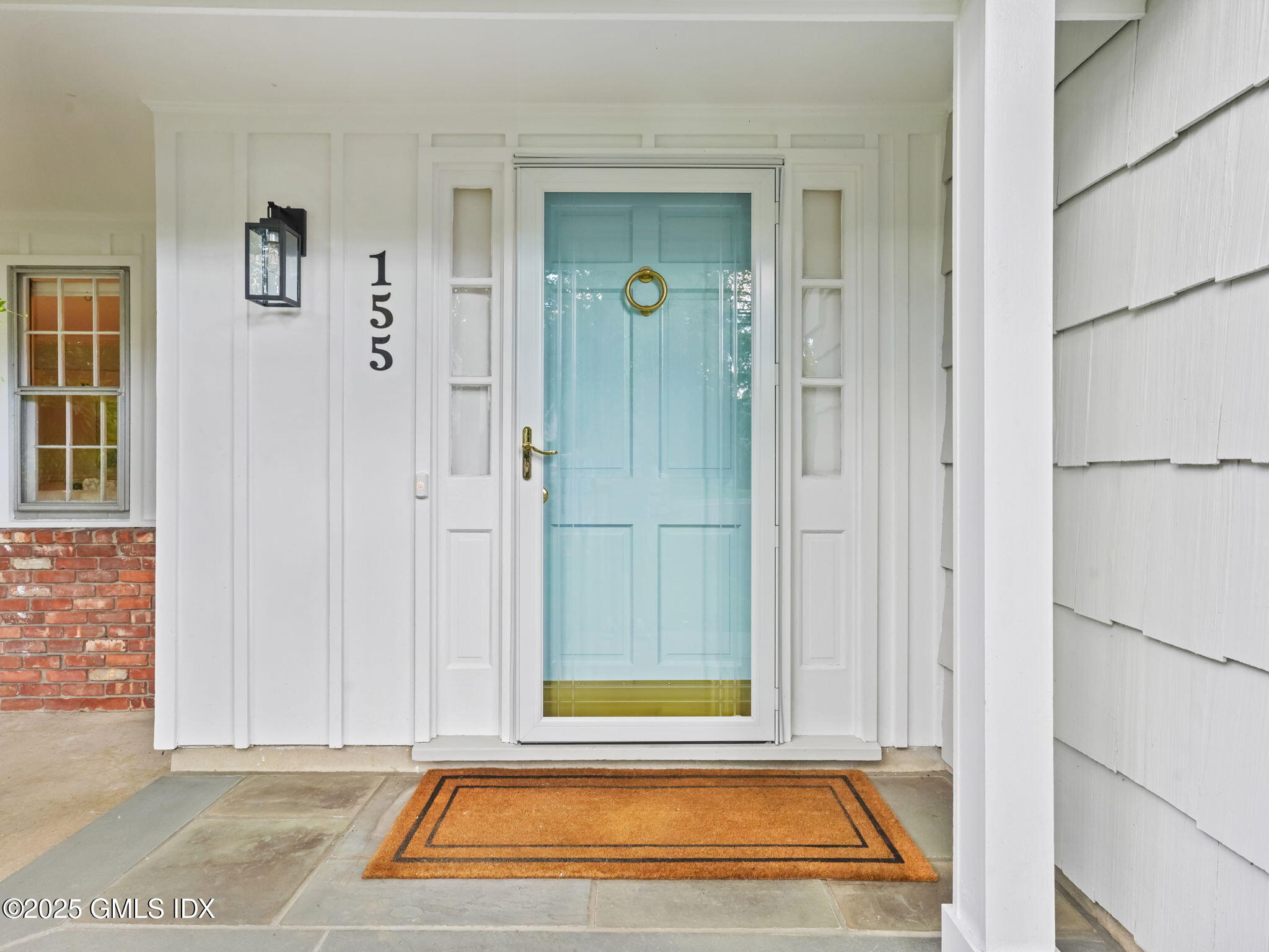 155 Riverside Avenue Riverside, CT 06878 - Photo 4 of 30 1-web-or-mls-155-riverside-ave