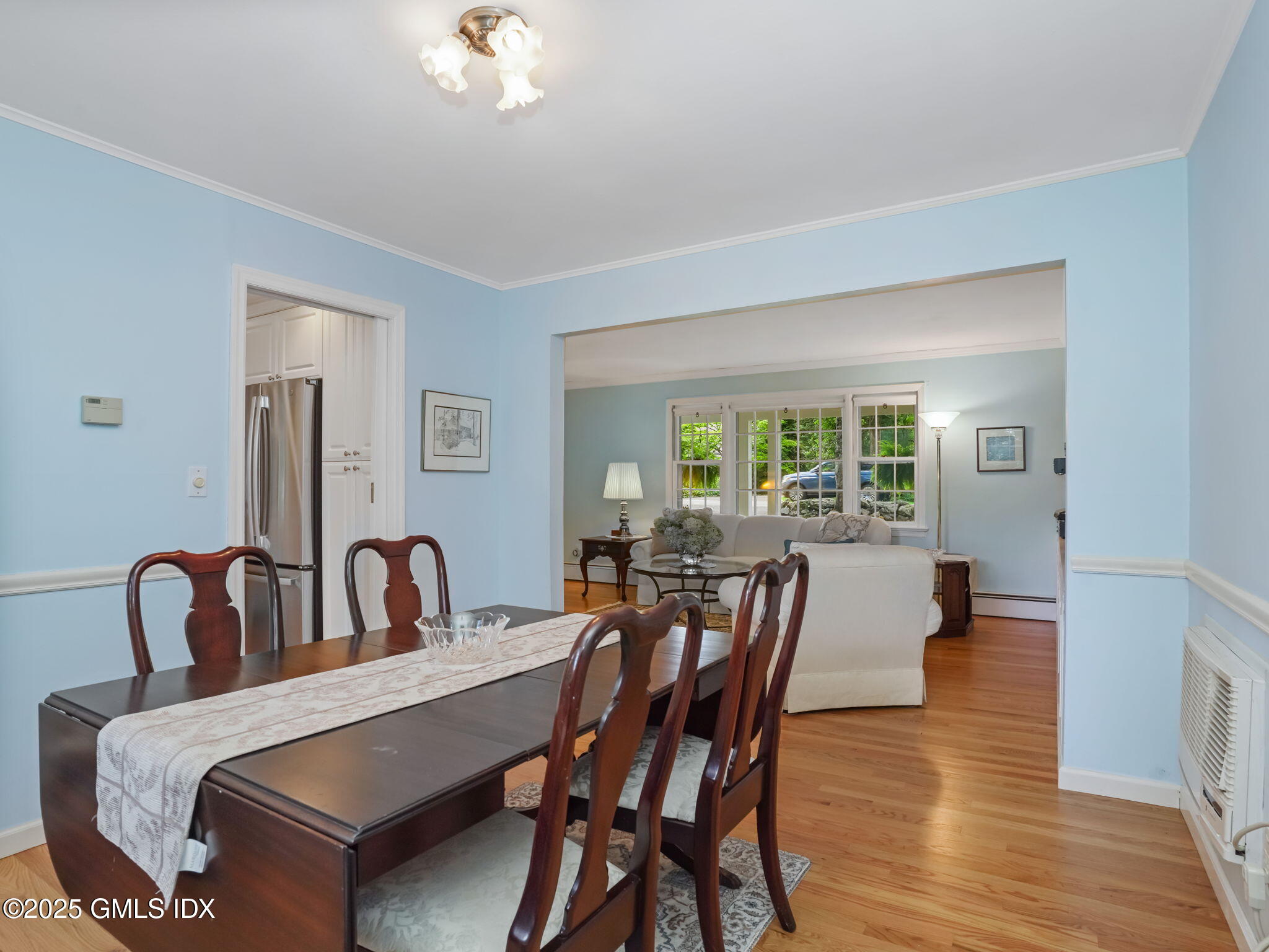 155 Riverside Avenue Riverside, CT 06878 - Photo 6 of 30 9-web-or-mls-155-riverside-ave