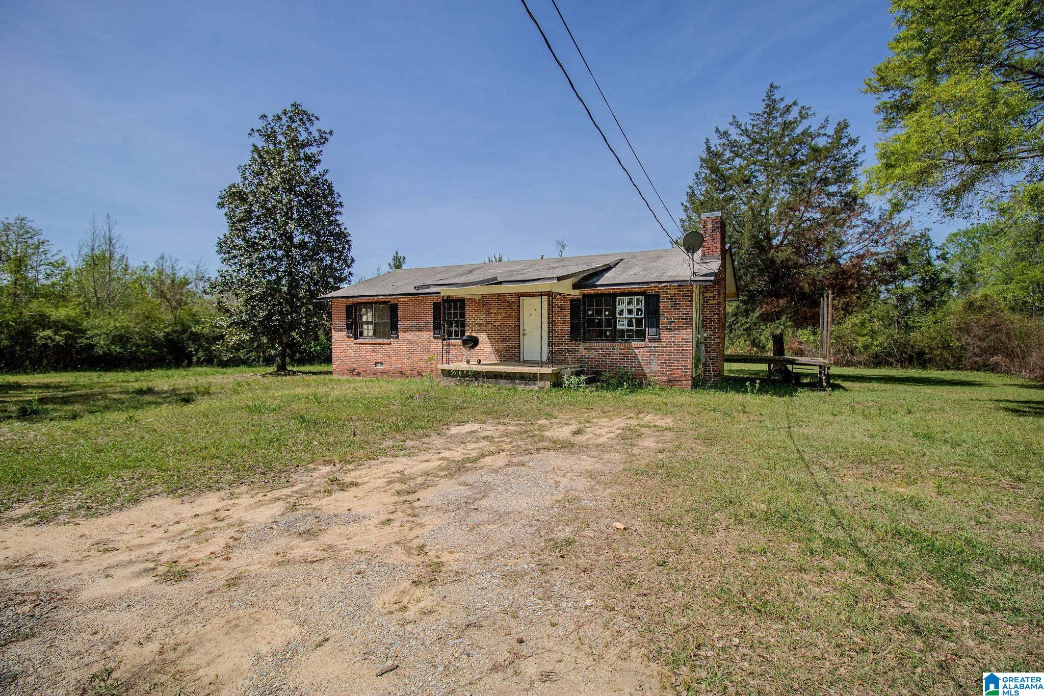 1111 Silver Run Road Munford, AL 36268 - Photo 3 of 15