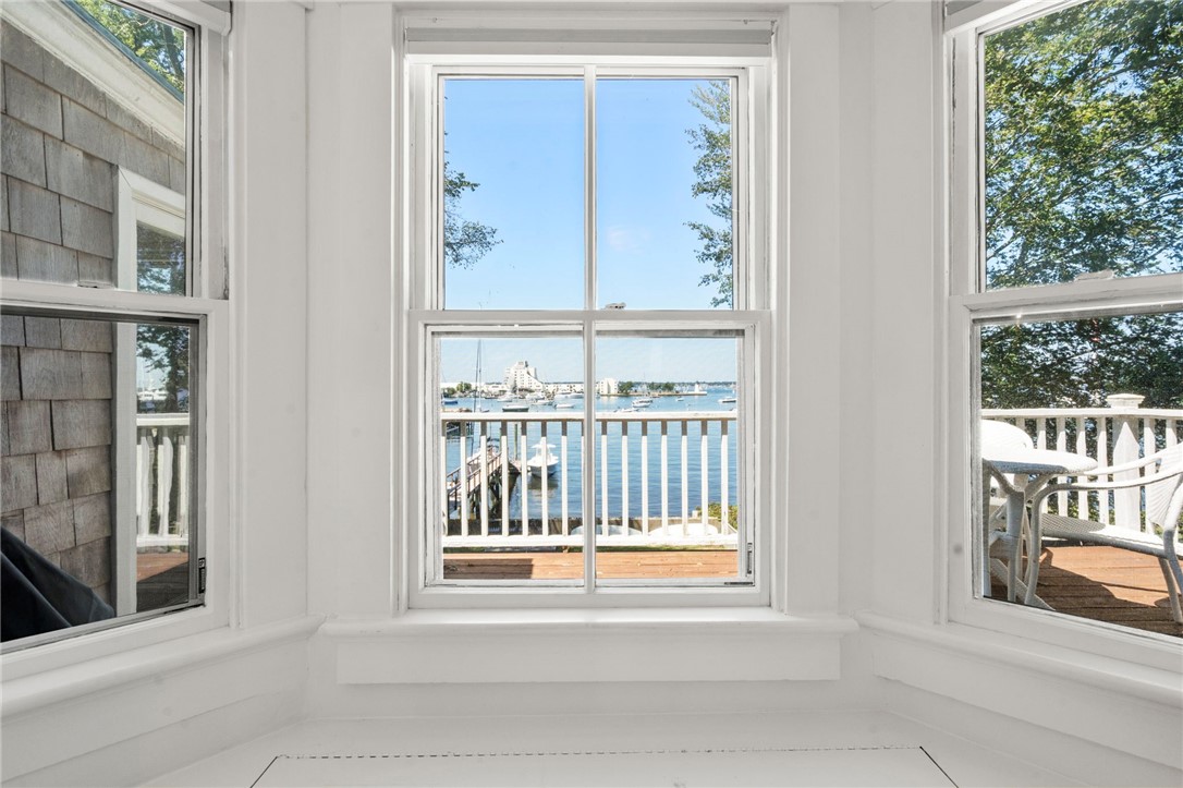 58 Washington Street, Unit 3 Newport, RI 02840 - Photo 11 of 25