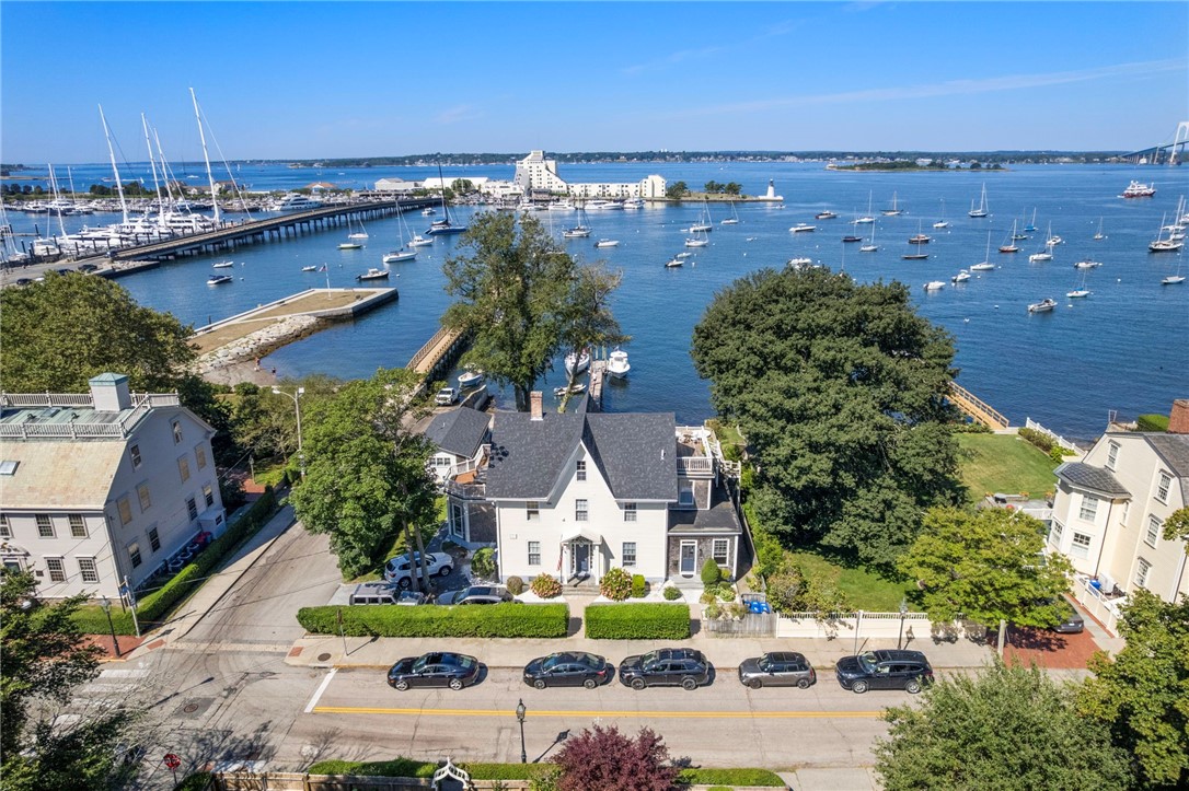 58 Washington Street, Unit 3 Newport, RI 02840 - Photo 22 of 25